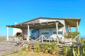 Strandhaus mit Meerblick in Uruguay in ruhiger Lage